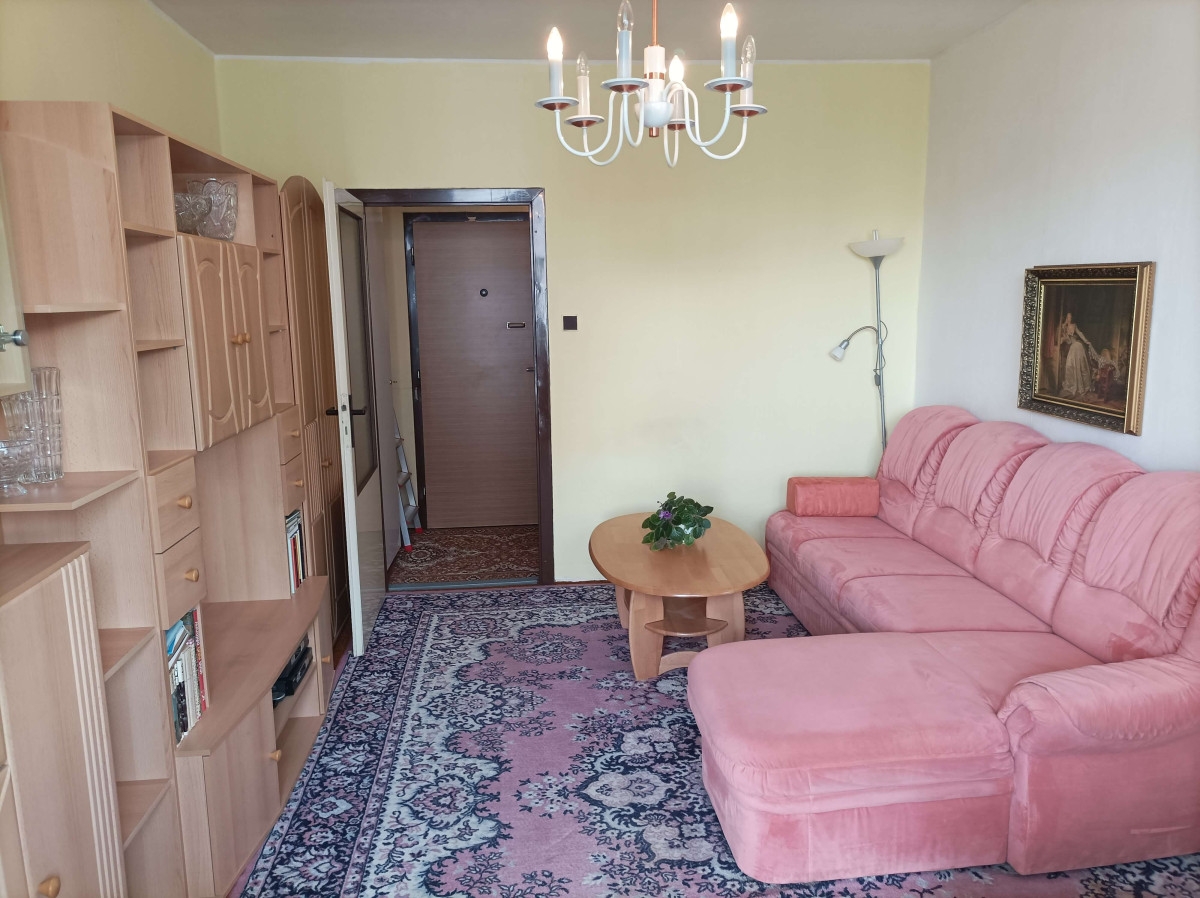 Prodej panelového bytu 2+1 s balkónem nedaleko FN Olomouc, ul. Jílová