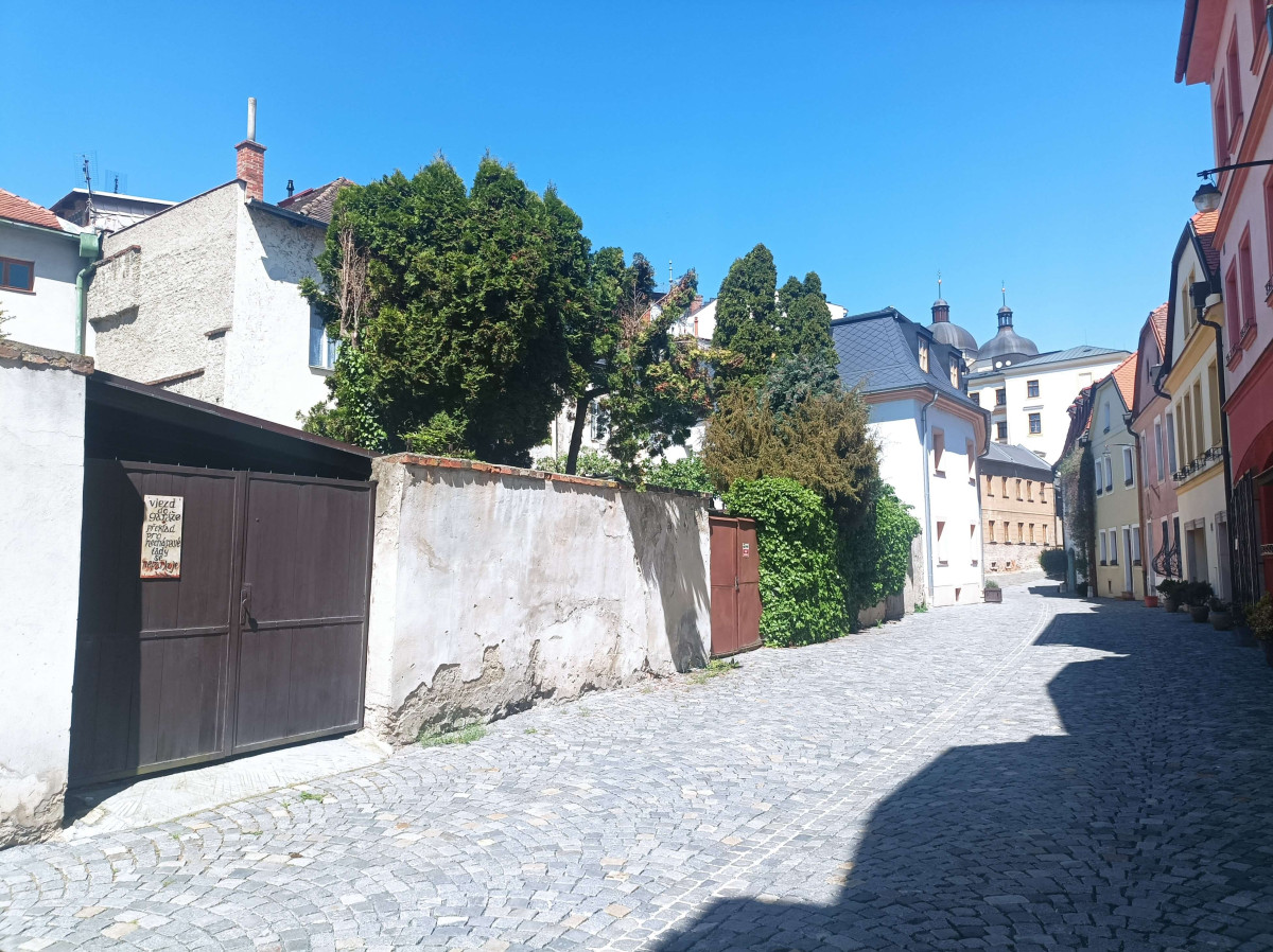 Pronájem patrového RD s terasou a zahradou v centru Olomouce, ul. Hrnčířská